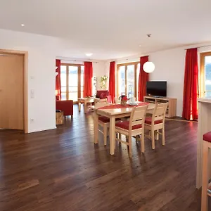 Hotel Seehotel Und Schnoeller, Rieden am Forggensee